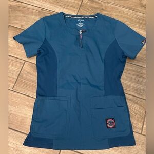 Koi lite Blue Zip-Front Scrub Top size small